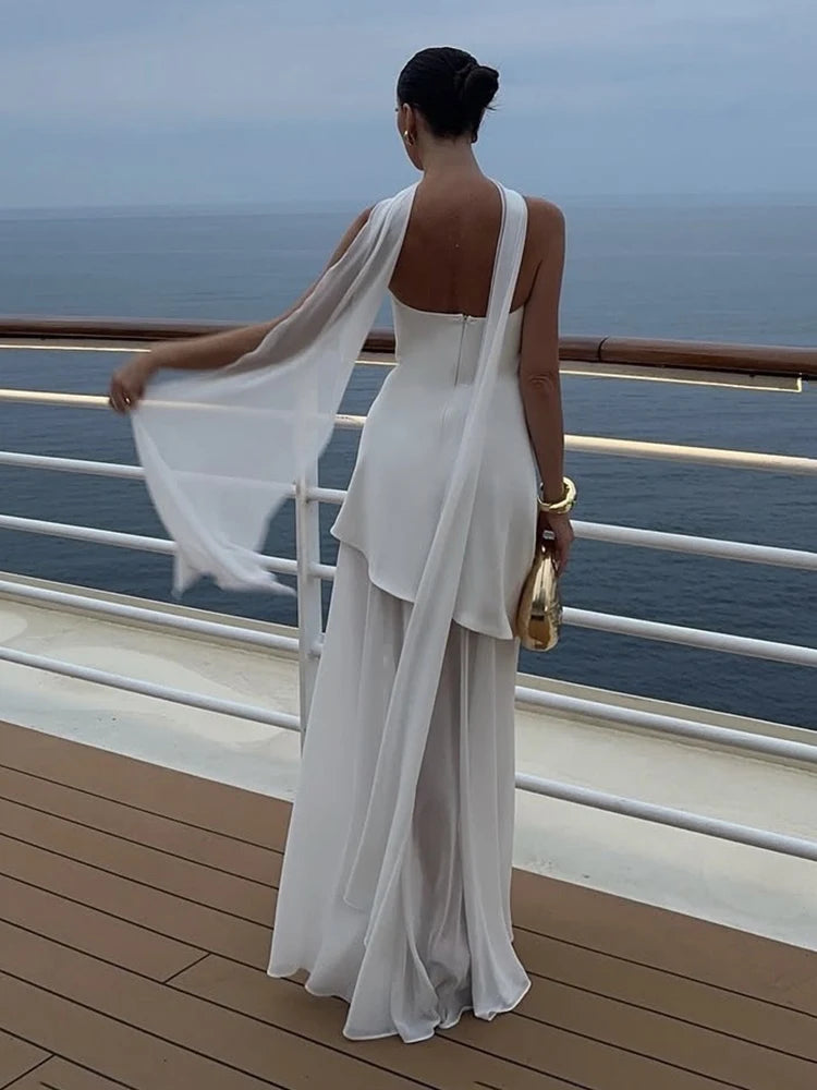 Elegant Strapless Ribbon Dress