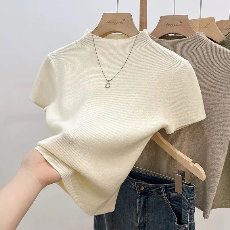 Basic Turtleneck Top